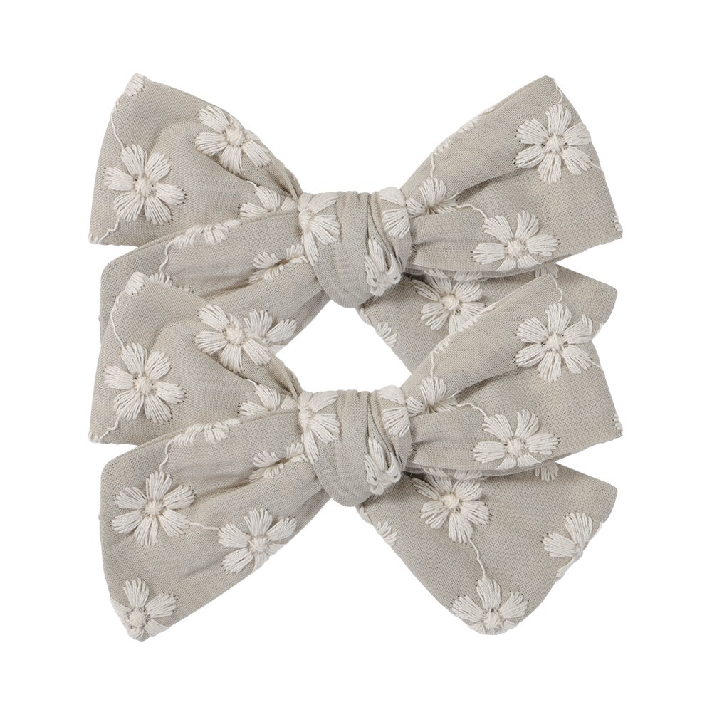 Annie & Charles® - Made in Austria - hair clip with stitch: Grey Flower