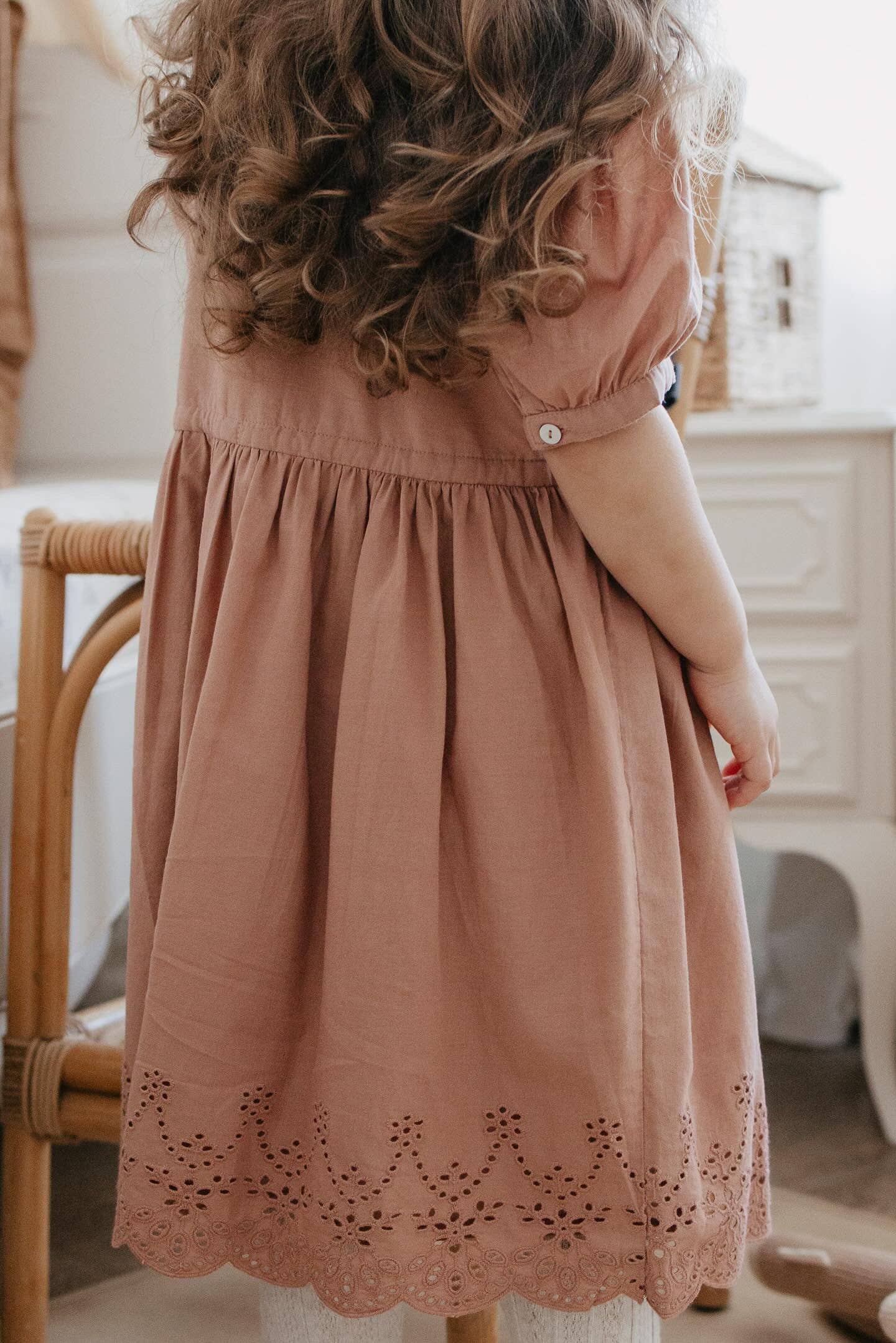 Aurora | Ruffle Collar Cotton Dress | Chocolat: 3Y