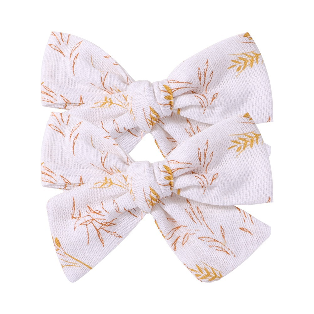 Annie & Charles® - Made in Austria - hair clip with stitch: Grey Flower
