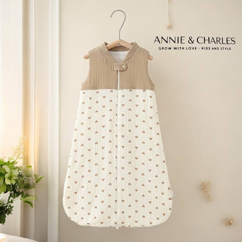 Annie & Charles® - Made in Austria - 100% organic muslin sleeping bag: Beige/heart / S (up to 6 months)