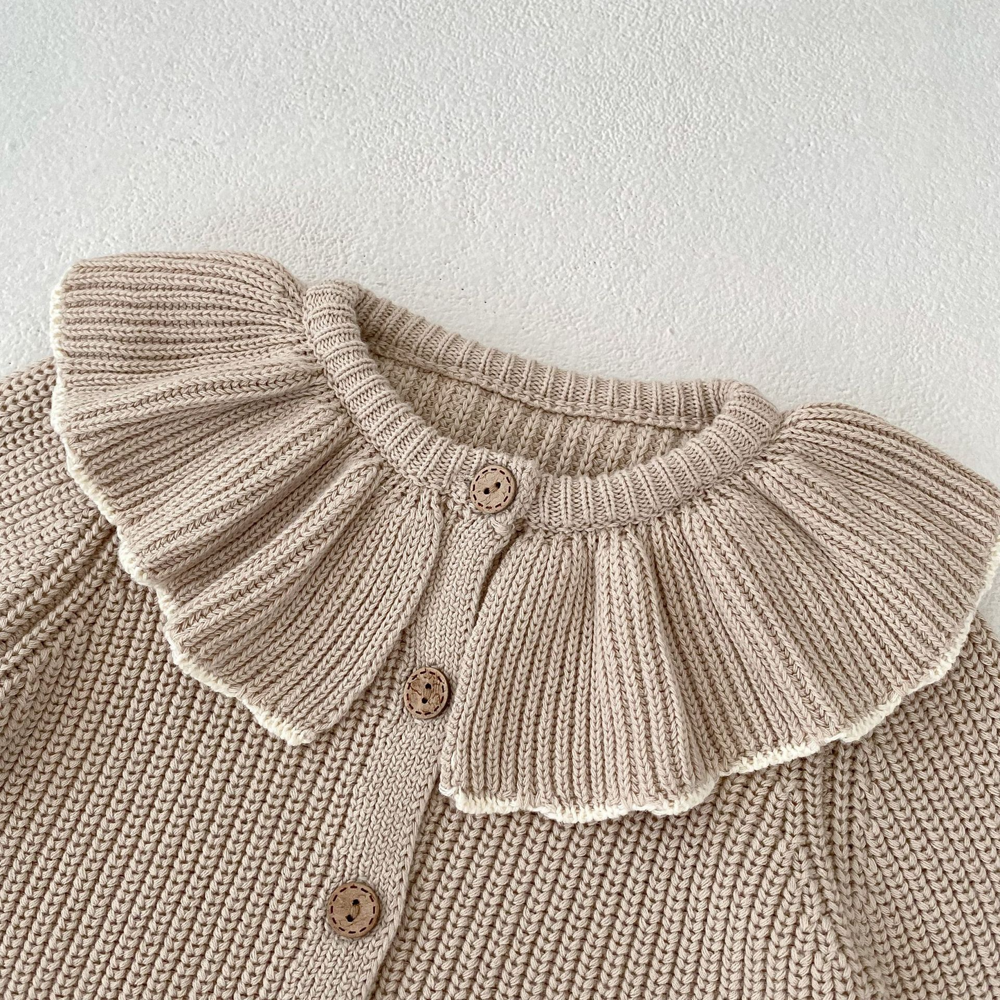 Annie & Charles® - Made in Austria - knit jacket with collar Amalia: Beige