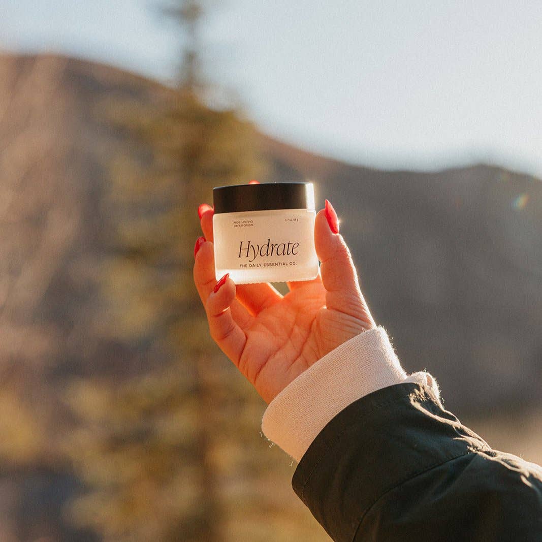 The Daily Essentials Co. - Hydrate // Peptide + Squalane Moisturizer